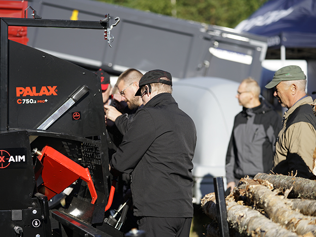 Palax C750.2 at a forestry exhibition