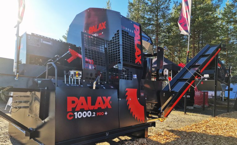 Palax C1000.2 firewood processor at the Finnmetko fair 2022.